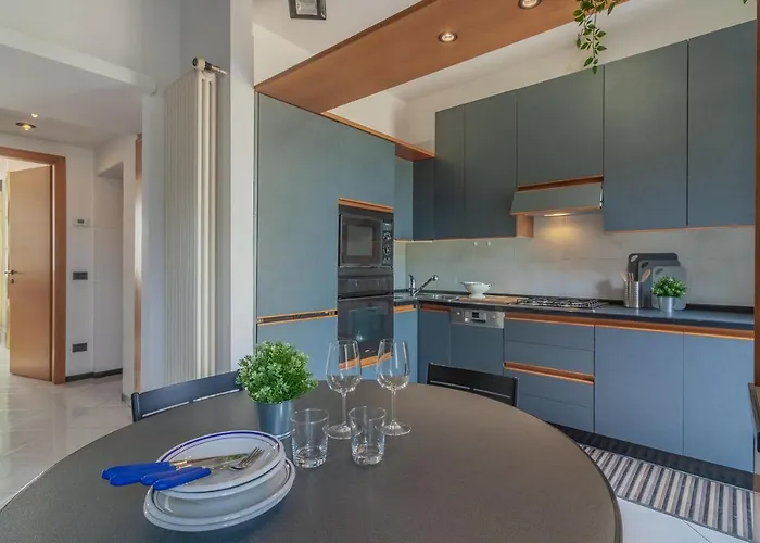 Square By Wonderful Italy Apartman Bellagio