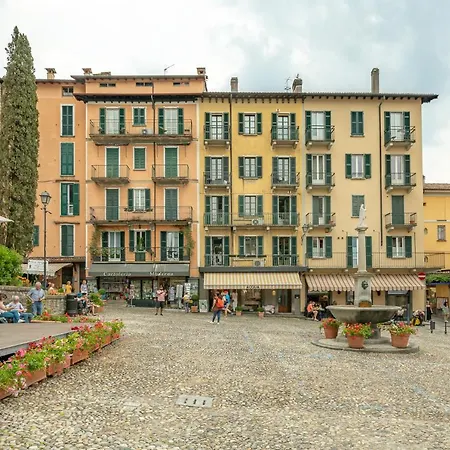 Apartment Square By Wonderful Italy