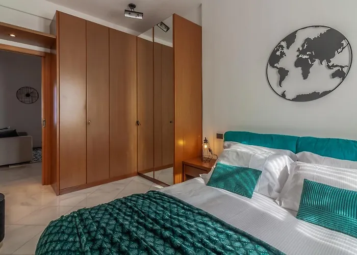 Apartment Square By Wonderful Italy Bellagio