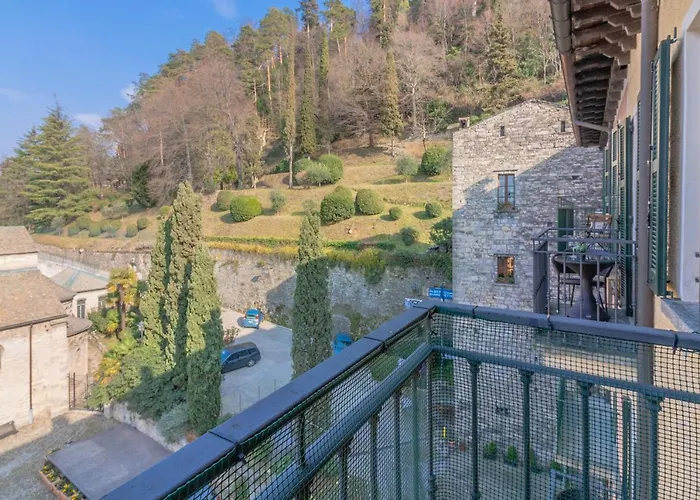 Apartment Square By Wonderful Italy