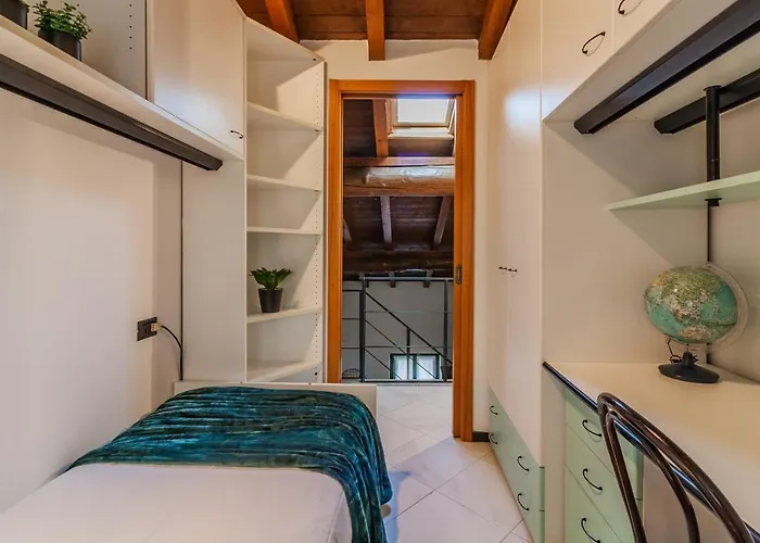 Apartment Square By Wonderful Italy *