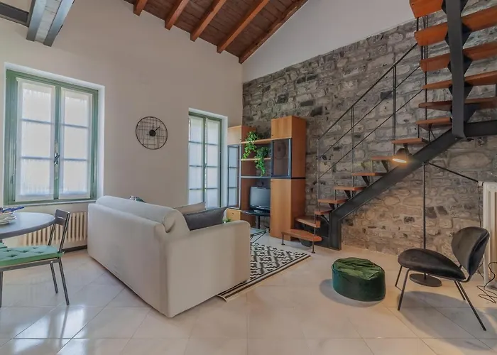 Apartment Square By Wonderful Italy Bellagio