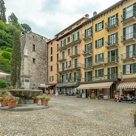 Apartment Square By Wonderful Italy